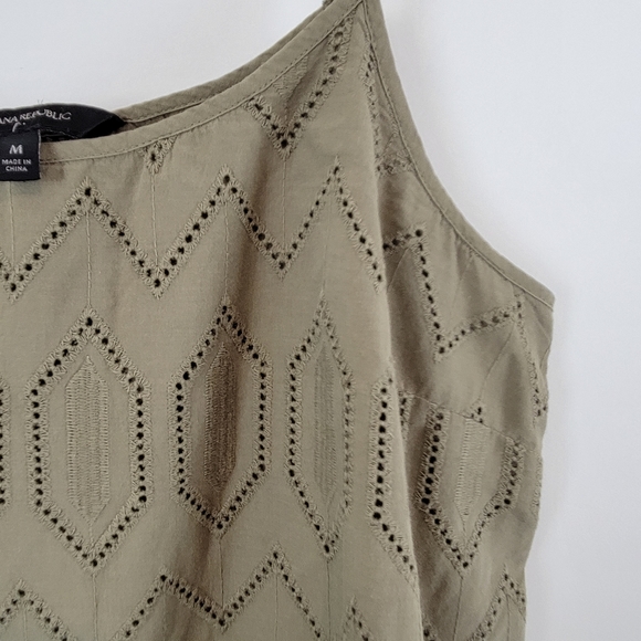 BANANA REPUBLIC | Ombre Green Sleeveless Top - Picture 6 of 8